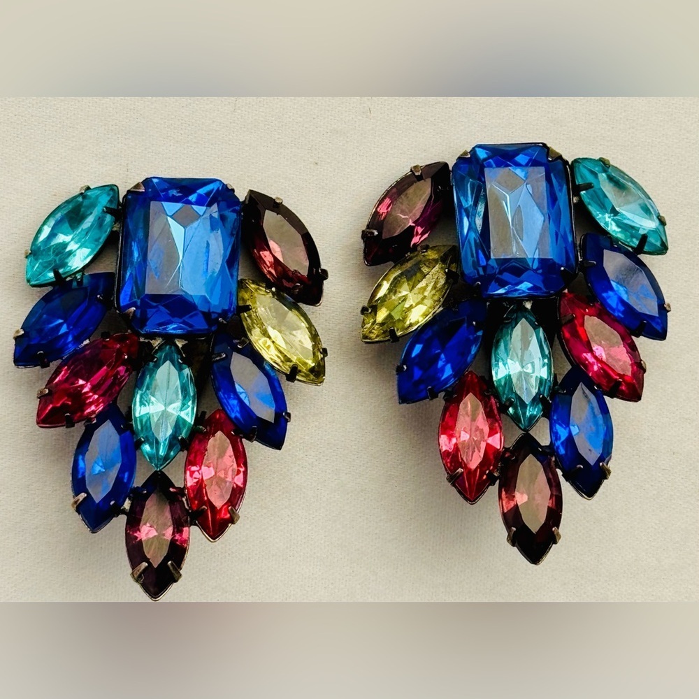 THELMA DEUTSCH Statement Earrings